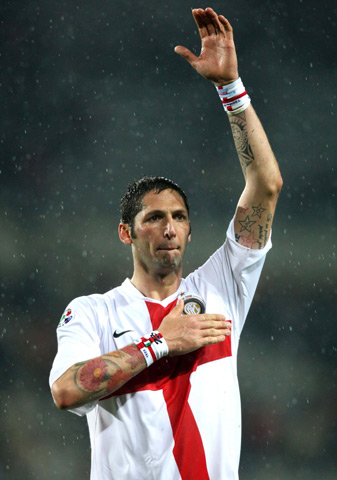 辽粤大战广东狂胜30分 奎因30分萨姆纳27+6